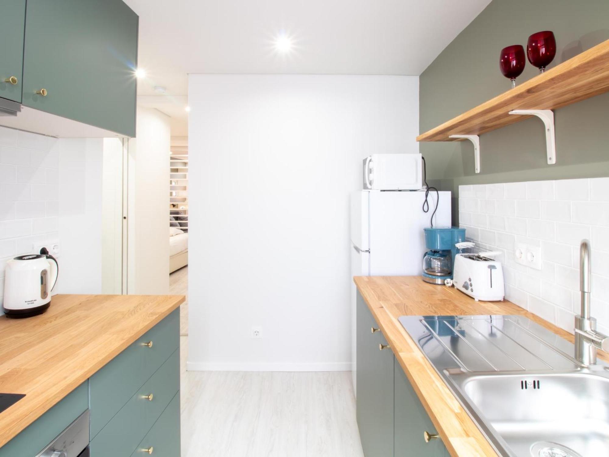 Madalena Second Floor Apartment Lisbon