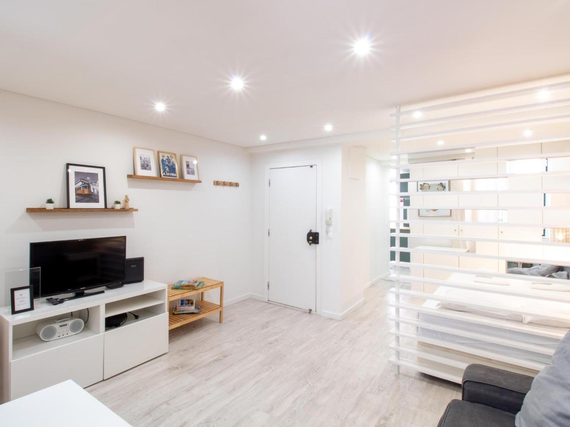Madalena Second Floor Apartment