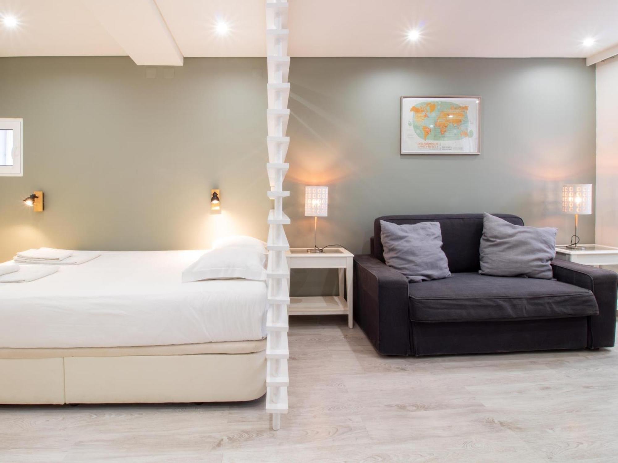 Madalena Second Floor Apartment Lisbon